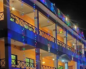 Forest Leaf - Mahabaleshwar - Building