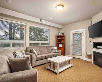 Beach Mode - Seaside - Living room