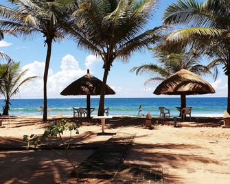 Oasey Beach Hotel - Bentota - Praia