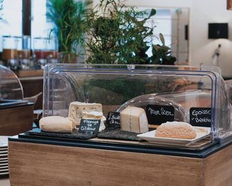 Hotel Henry Ii Beaune Centre - Beaune - Buffet