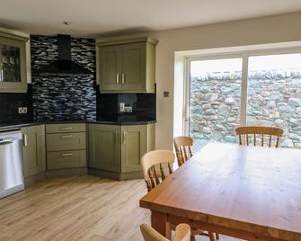 Glebe Farmhouse - Killarney - Dining room