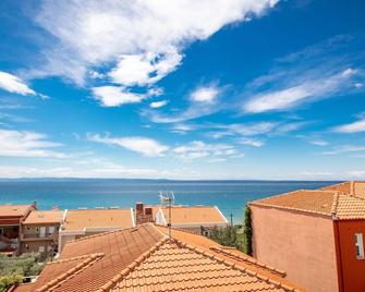 Royalty Suites Loft - Nikiti