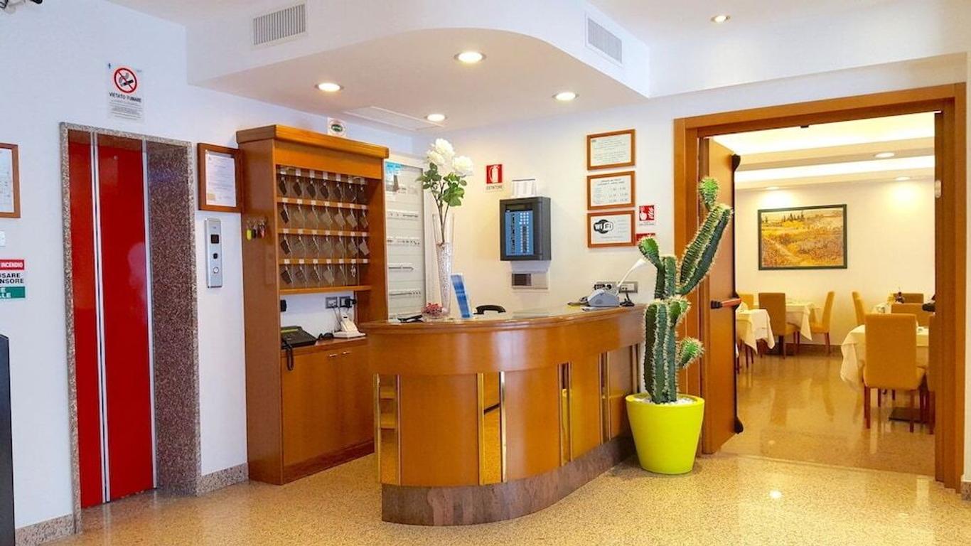 Hotel Anna