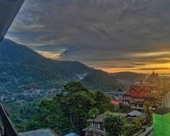 Banaue Pink Eco Hostel - Banaue - Outdoors view