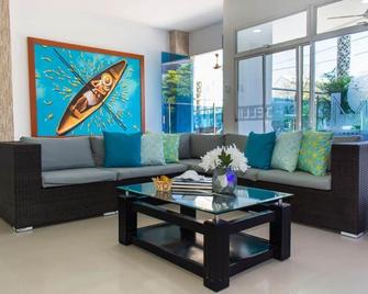 هوتل ميديلين روداديرو - بلدية سانتا مارتا - غرفة معيشة