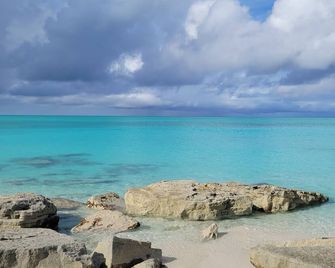 4-bedroom 3 bathroom house in stella maris near all the beaches and amenities - Stella Maris - Beach