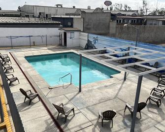 Hotel La Quinta Bonita - Ensenada - Pileta