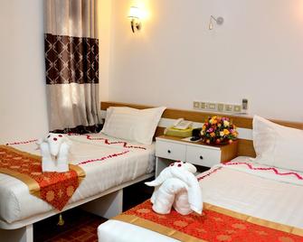 Kaung Myint Hotel - Mandalay - Bedroom