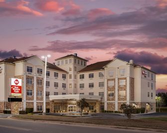 Best Western Plus Rose City Conference Center Inn - Thomasville - Edificio