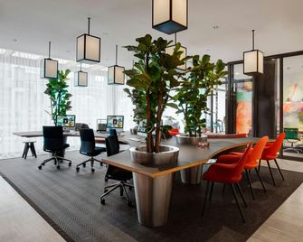 citizenM hotel Amsterdam Airport - Schiphol - Eetruimte