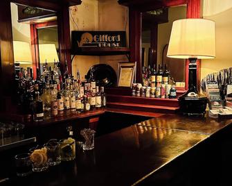 Gifford House - Provincetown - Bar