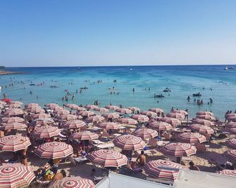 Full comfort cottage a few steps from the sea and from the center - Punta Prosciutto - Strand