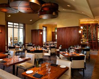 Las Palmeras by Hilton Grand Vacations - אורלנדו - מסעדה