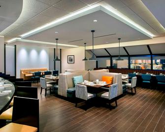 ماريوت - مطار نيوارك الدولي - نيوآرك - مطعم