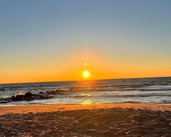 Paradise! Steps from Lake Huron - Saugeen Shores - Beach