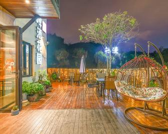 The Asgard Lodge-Xman - Zhangjiajie - Patio