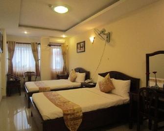 Nui Thanh Hotel - Ho Chi Minh City - Bedroom