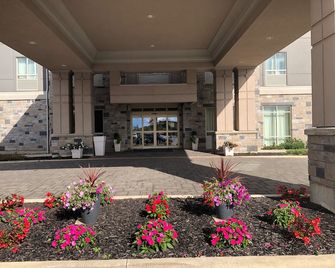 Holiday Inn Express & Suites Thunder Bay By IHG - ת'אנדר ביי - בניין