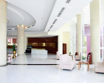 Sai Gon Dong Ha Hotel - Dong Ha - Recepción