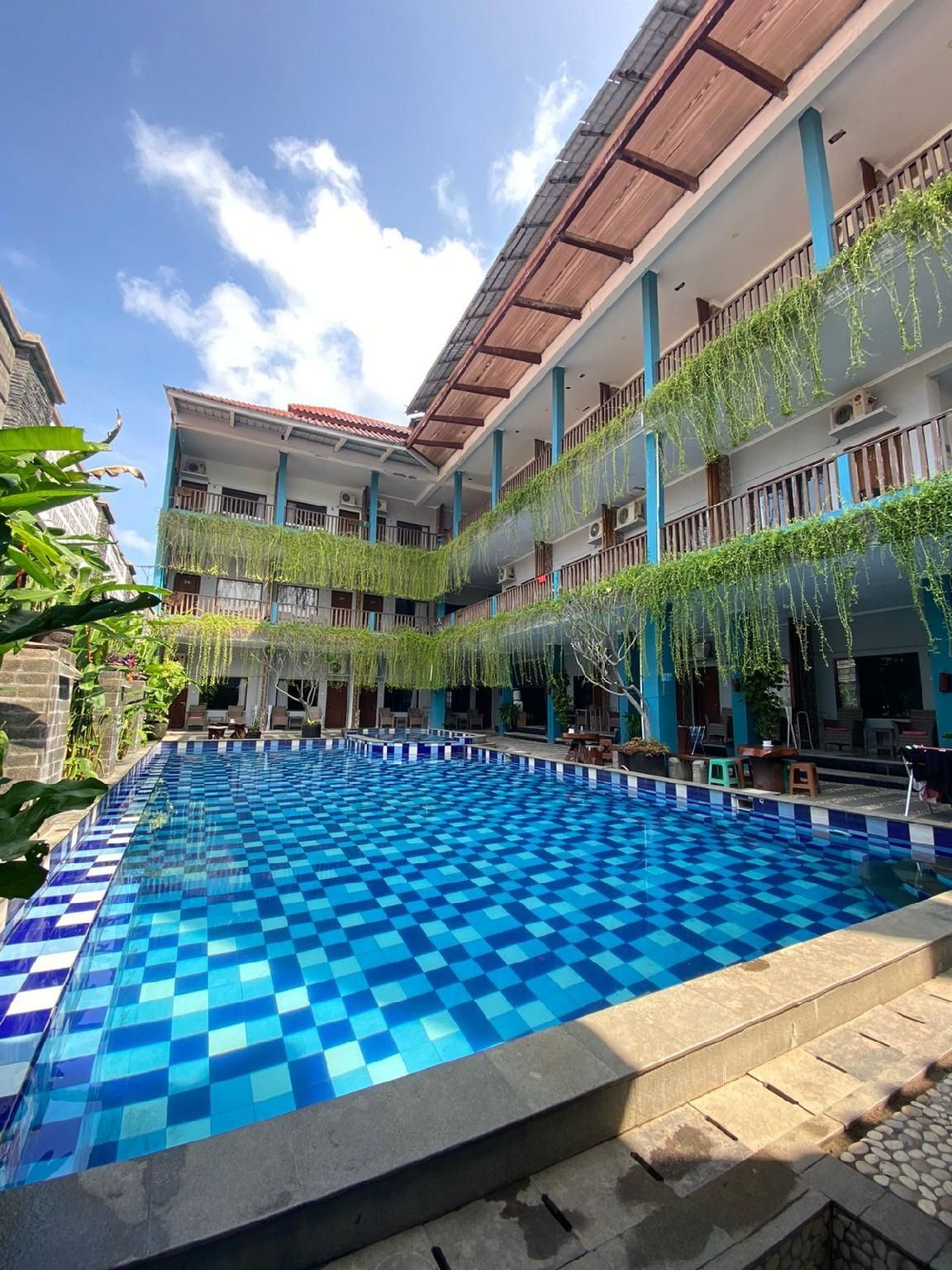 هوليداي بيتش إن