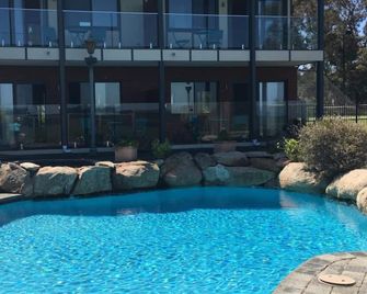 The View on Grossmans - Torquay - Piscina