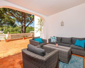 Villa Vale Do Lobo 626 3 Bedrooms Private Pool Short Walk To The Praca - Loulé - Patio