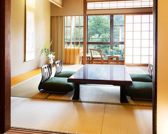 Yamanaka Onsen Kagari Kisshotei - Kaga - Dining room