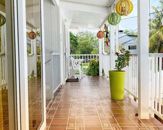 Tropical Coral - סן אנדרס - מרפסת