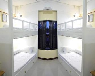 Chiang Mai Happy House Hostel - צ'אנג מאי - חדר שינה