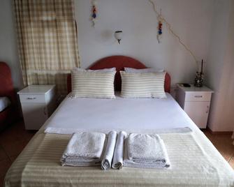 Dolphin Hotel - Bozburun - Bedroom