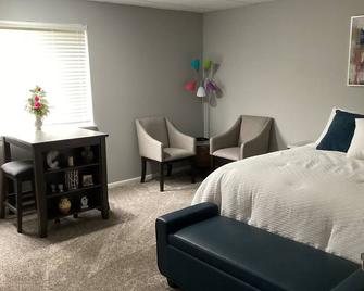 Cute Studio Apartment - Escanaba