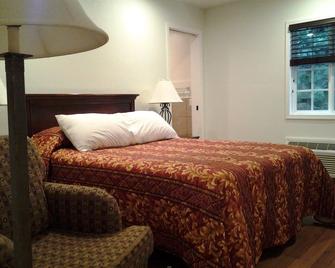 Arrowhead Mountain Inn - Lake Arrowhead - Schlafzimmer