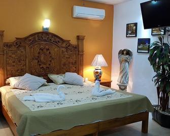 Hotel Rosalia - ויאדוליד - חדר שינה