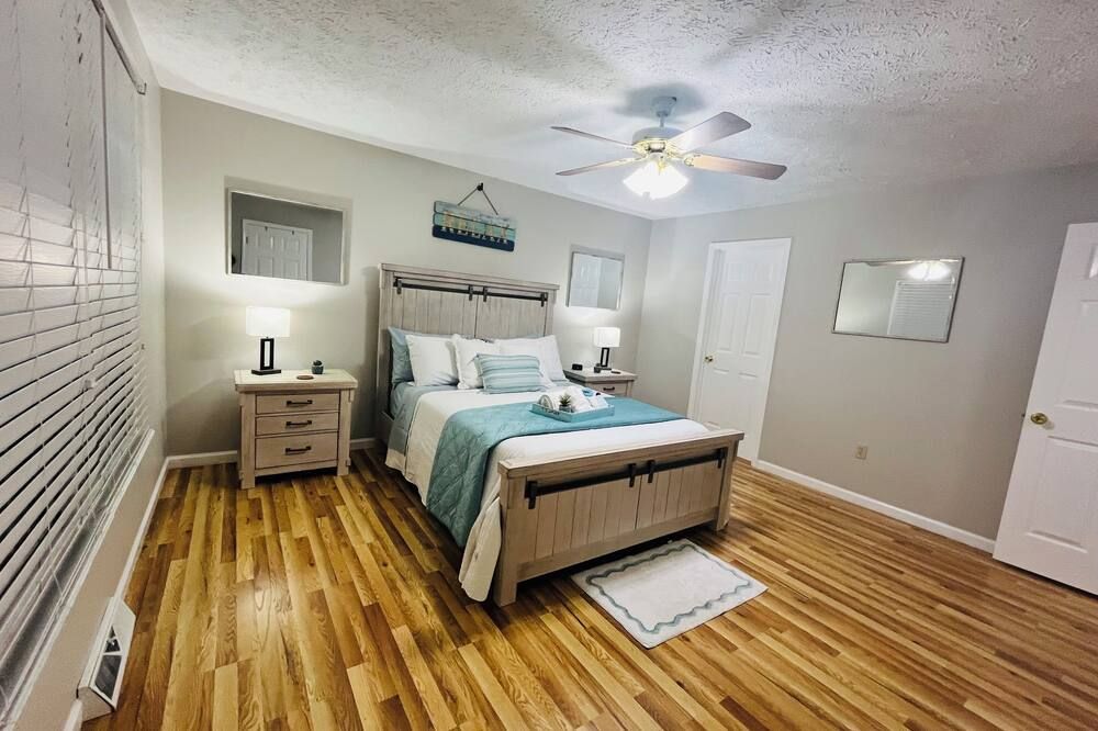 Cozy 3 Bed 2 Bath 2 cot minute from Va Creeper Trail Bristol Speedway Hard Rock - Abingdon - Schlafzimmer