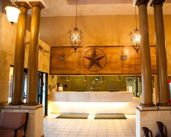 Hotel Del Valle - Austin SE by IHG - אוסטין