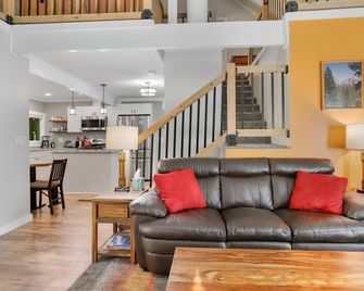 Snow Shire Cabin - Meredith Lodging - Government Camp - Sala de estar