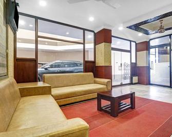 Treebo Darwesh Residency - Kozhikode - Lobby