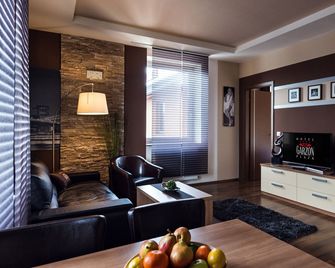 Hotel Garzon Plaza - Győr - Huiskamer