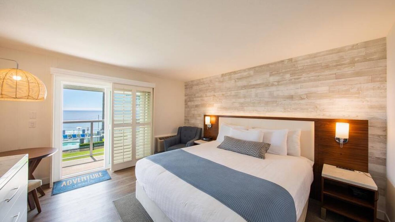 SeaCrest OceanFront Hotel