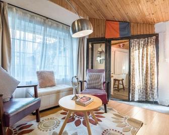 The Tile Guest House - Shanghai - Living room