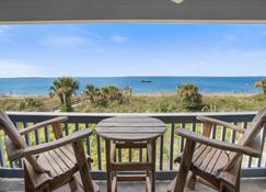 Relax In In Style, While Staying At 'bay Breezes' On Tybee! - Tybee Island - Balcony