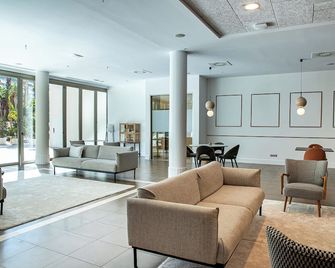 AR 디아만테 비치 스파 호텔 - 칼페 - 로비