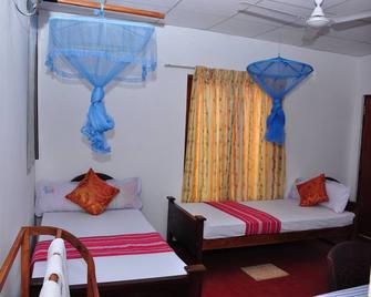 Pawansa Homestay - Habarana - Schlafzimmer