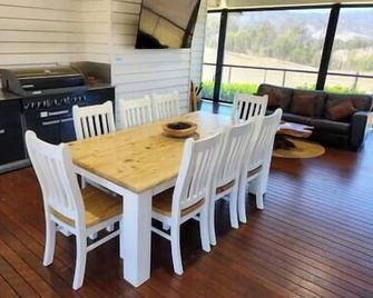 Farmstay, Scenic Rim Region - For your Family and friends. - Beechmont - Comedor