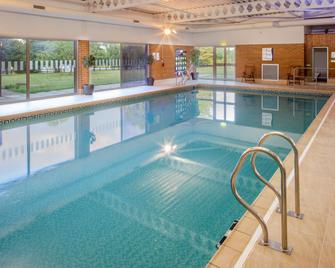 Holiday Inn Norwich By IHG - נורוויץ' - בריכה