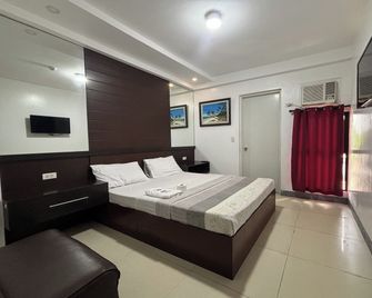 Yellowbell Hotel - Ciudad de Batangas