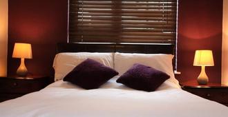Abbey Bed and Breakfast - Londonderry - חדר שינה