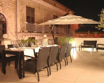 Belmonte Hotel - Favara - Patio