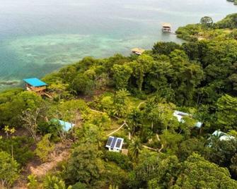 Roam Yoga & Wellness Lodge - Bocas del Toro - Κτίριο