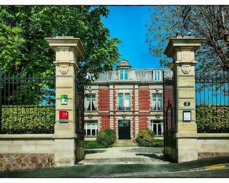 Hotel Le Clos Raymi - Épernay